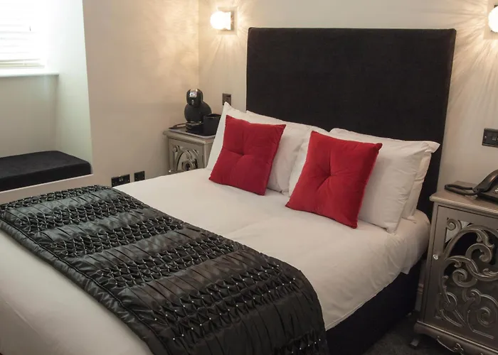 Ship Leopard - No Children (Adults Only)Boutique Hotel